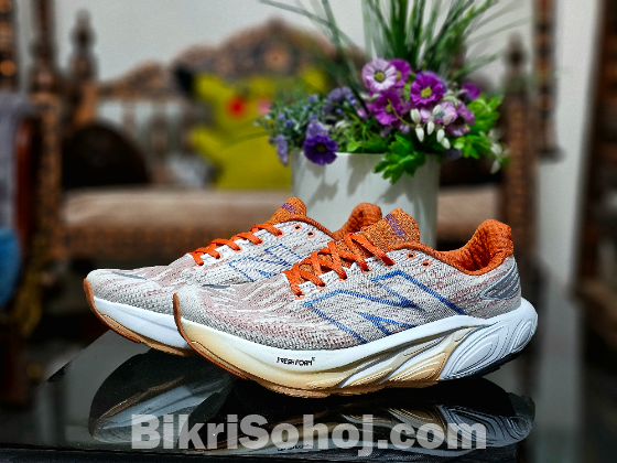 New Balance Balos Running Shoe